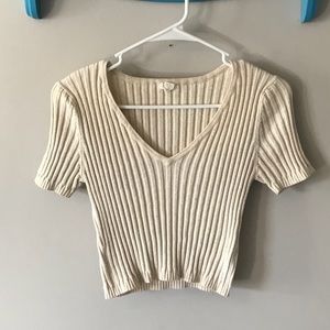 Sweater T